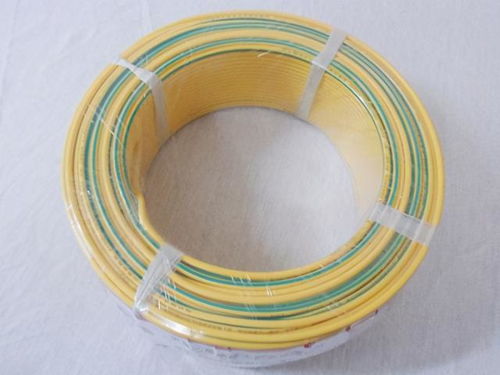 家里裝修電線用軟線還是硬線好？聽(tīng)老電工這樣說(shuō)，后悔我家選錯(cuò)了